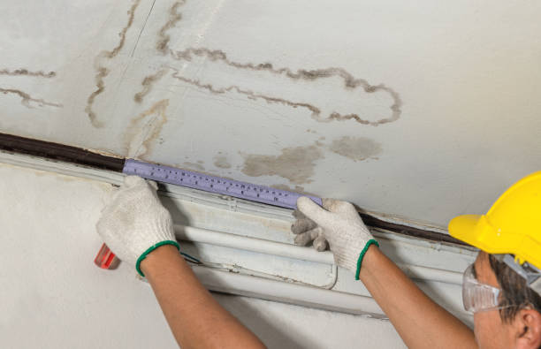 Reliable Flood Cleanup contractor in Hanford, CA by Water Damage Irwin